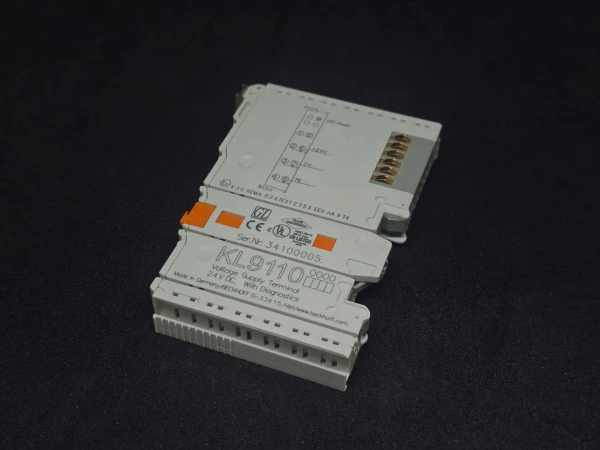 KL9110 Модуль питания Beckhoff