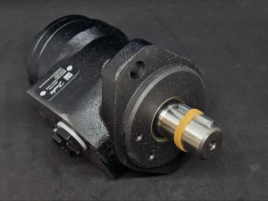 Гидравлический мотор Danfoss 155080A6310AAAAAS (2)