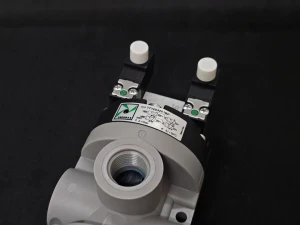 T772S.32.0.1.BP Распределитель пневматический 3-2 Pneumax (2)