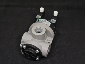 T772S.32.0.1.BP Распределитель пневматический 3-2 Pneumax