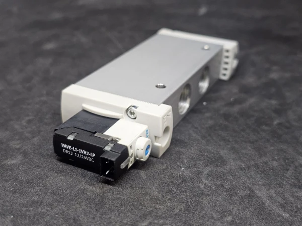 574428 Пневмораспределитель VUVG-L18-M52-RT-G14-1P3 Festo (4)