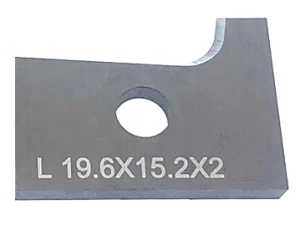 Нож твердосплавный 19.6х15.2х2 R2 LH T04 на станок Brandt 33.966.04