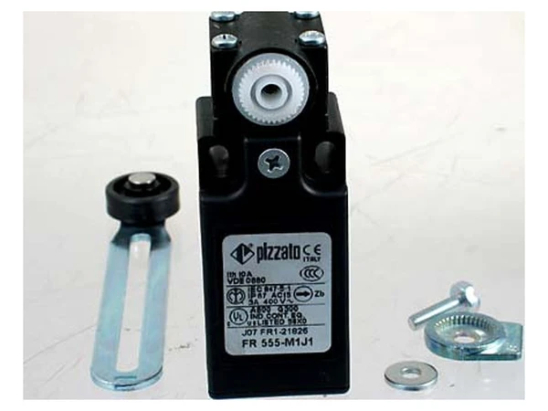 FR 555-M1J1 Концевой выключатель Pizzato Elettrica 0001309717G SCM