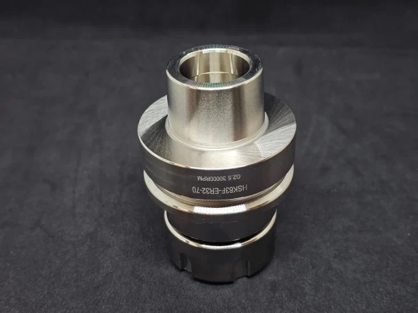 Цанговый патрон HSK63F ER32-70 RH
