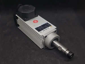Электродвигатель узла фрезеровки 0.75KW200HZ12000RPM-R (правый) CCMotor